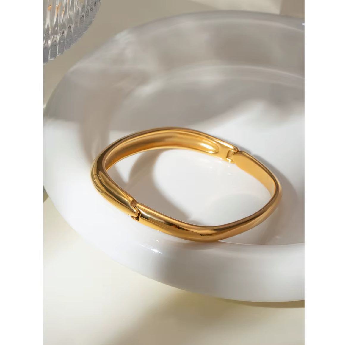 Stainless steel, 18K Gold Plated Buckle Bracelet